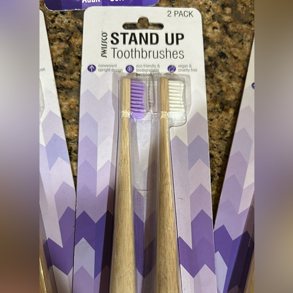 Bamboo toothbrush set